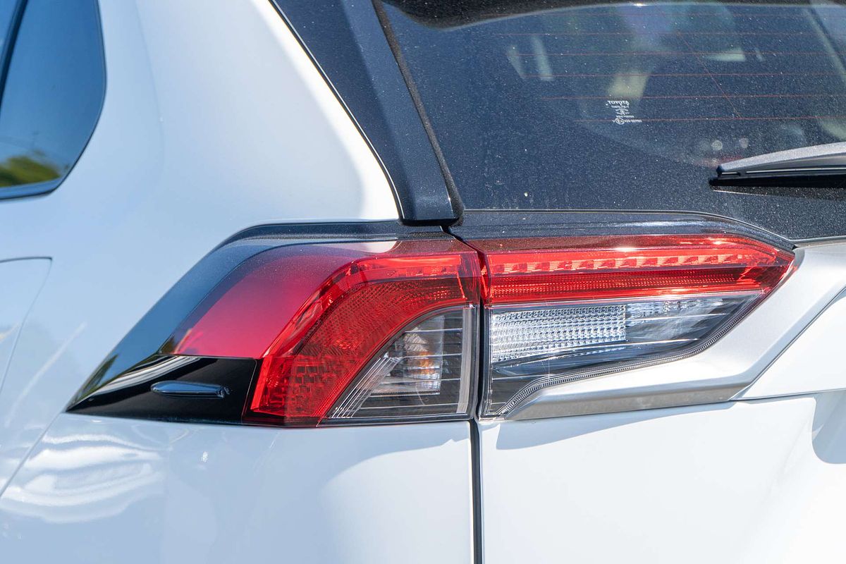 2020 Toyota RAV4 Cruiser AXAH54R