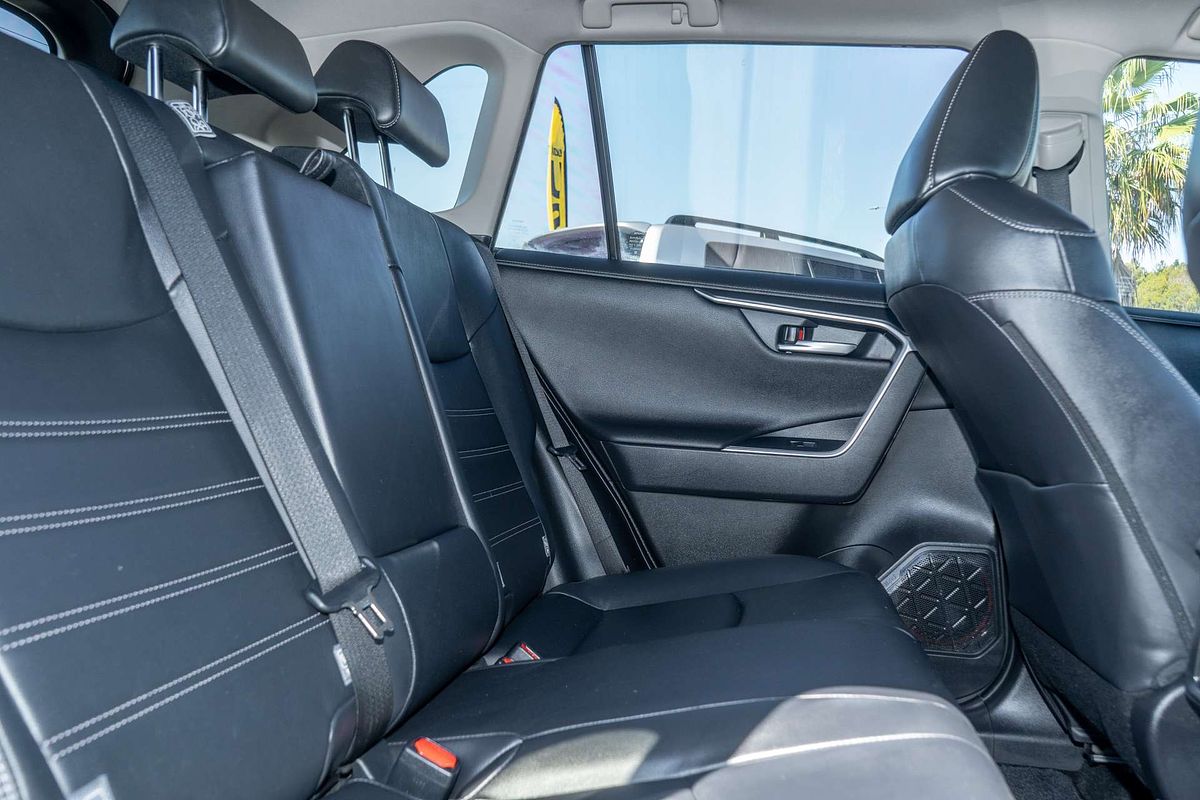 2020 Toyota RAV4 Cruiser AXAH54R