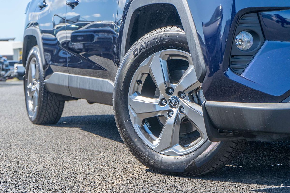 2020 Toyota RAV4 GXL AXAH52R