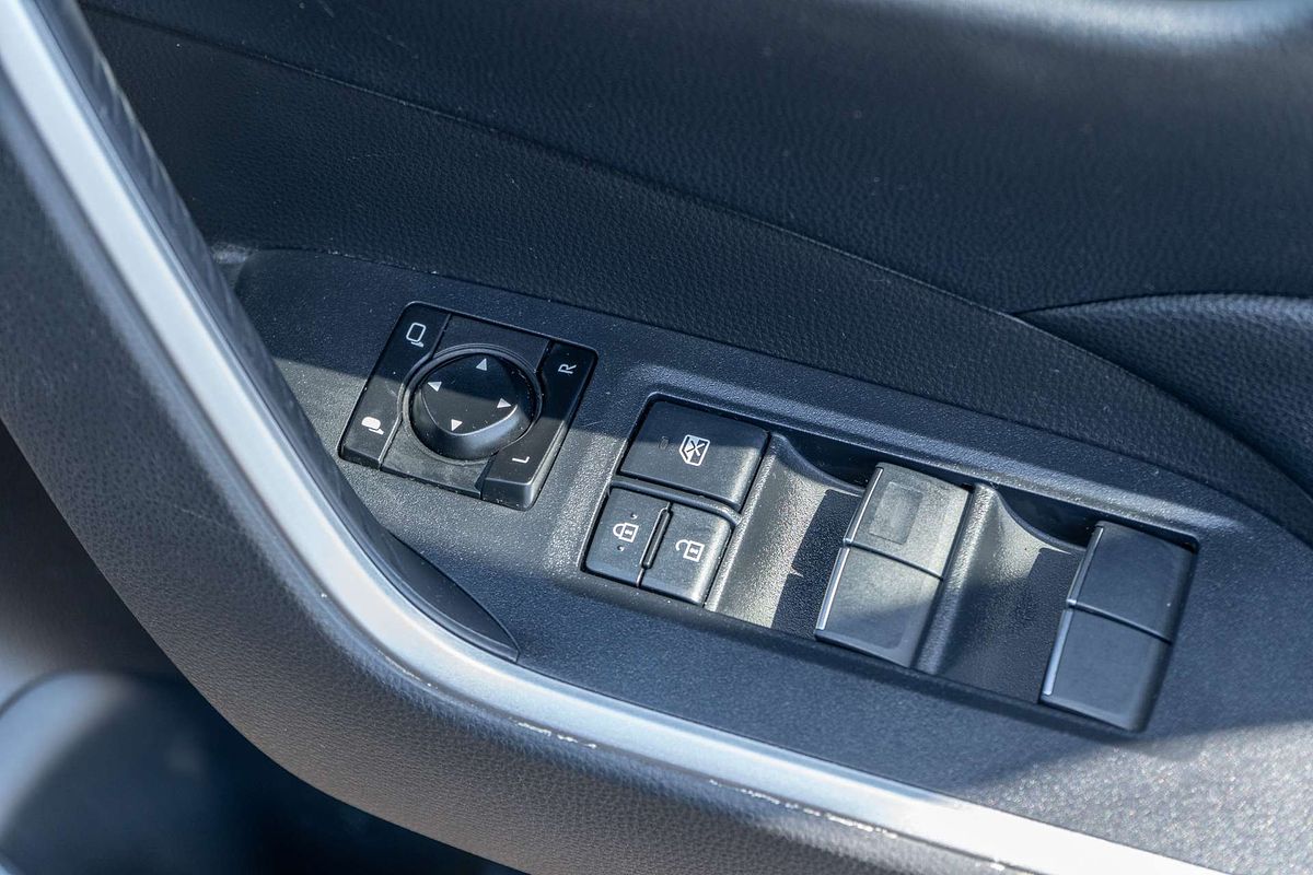 2020 Toyota RAV4 GXL AXAH52R