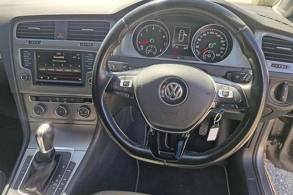 2015 Volkswagen Golf 92TSI Trendline 7