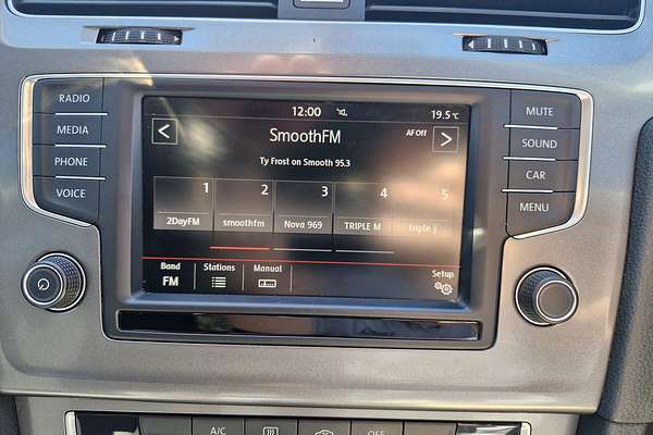 2015 Volkswagen Golf 92TSI Trendline 7
