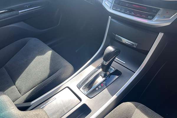 2015 Honda Accord VTi-S 9th Gen