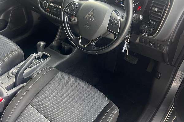 2015 Mitsubishi Outlander XLS ZK