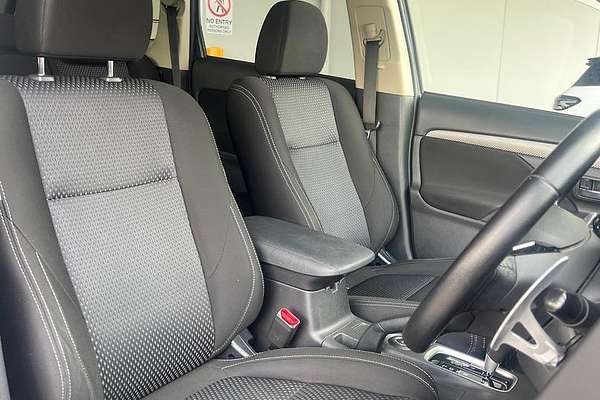 2015 Mitsubishi Outlander XLS ZK