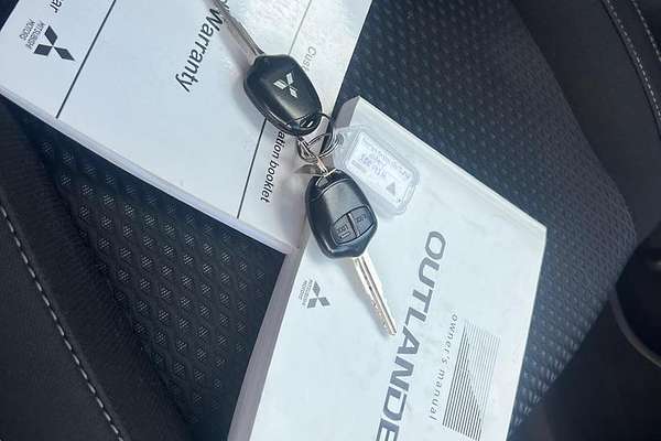 2015 Mitsubishi Outlander XLS ZK