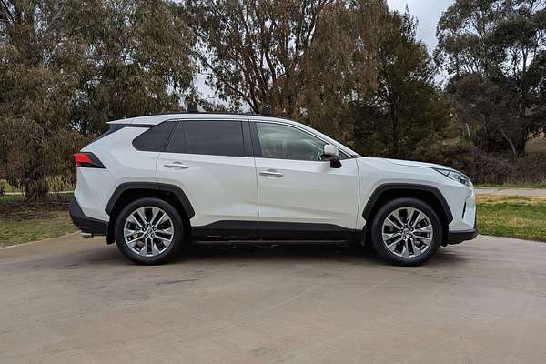 2022 Toyota RAV4 Cruiser MXAA52R