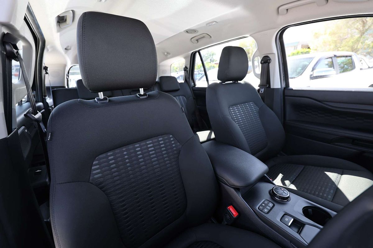 2024 Ford Everest Ambiente 2.0L