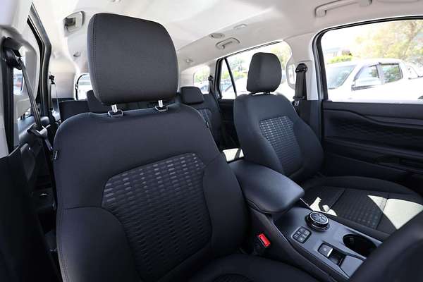 2024 Ford Everest Ambiente 2.0L