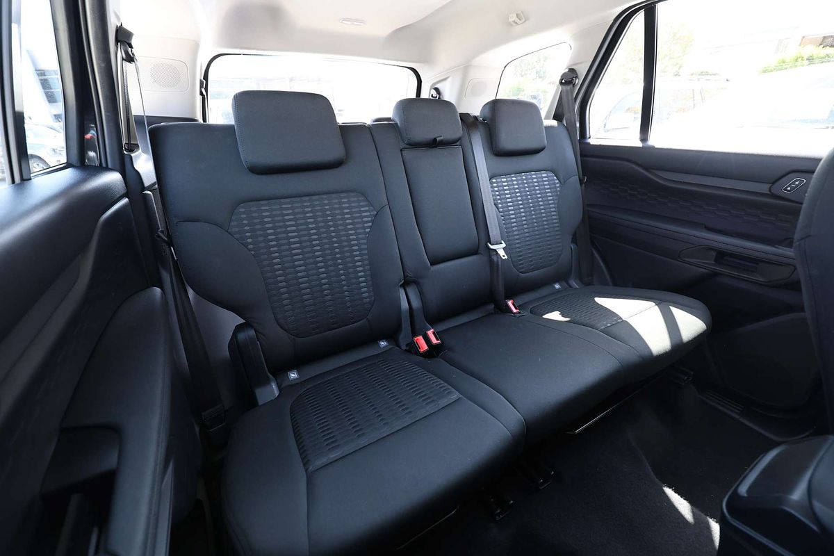 2024 Ford Everest Ambiente 2.0L