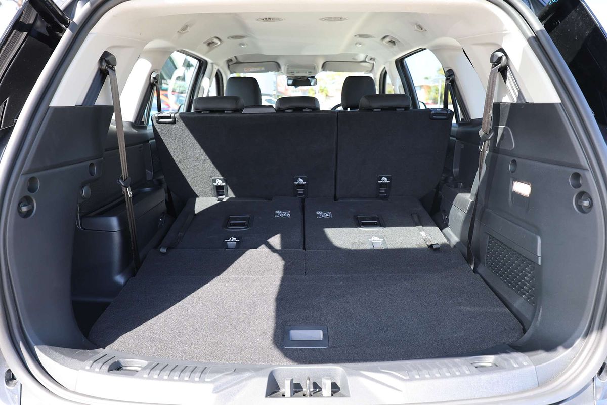 2024 Ford Everest Ambiente 2.0L
