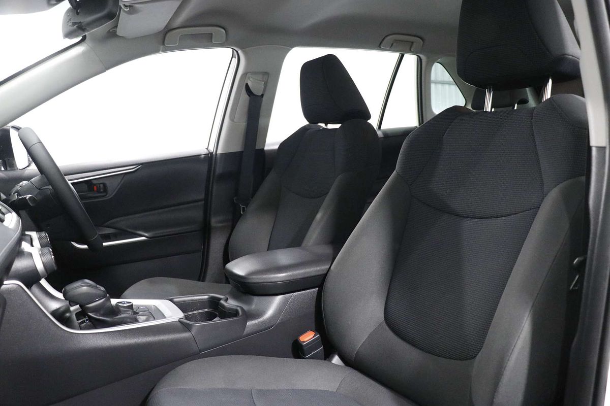 2021 Toyota RAV4 GX AXAH54R
