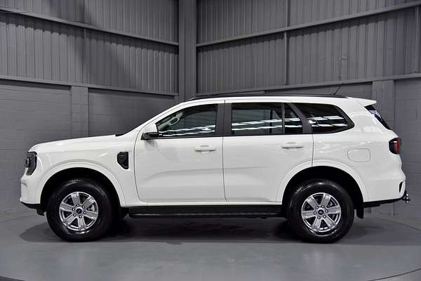 2024 Ford Everest Ambiente 2.0L