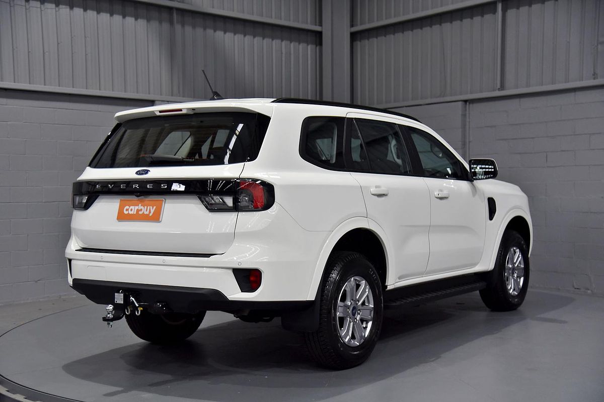 2024 Ford Everest Ambiente 2.0L