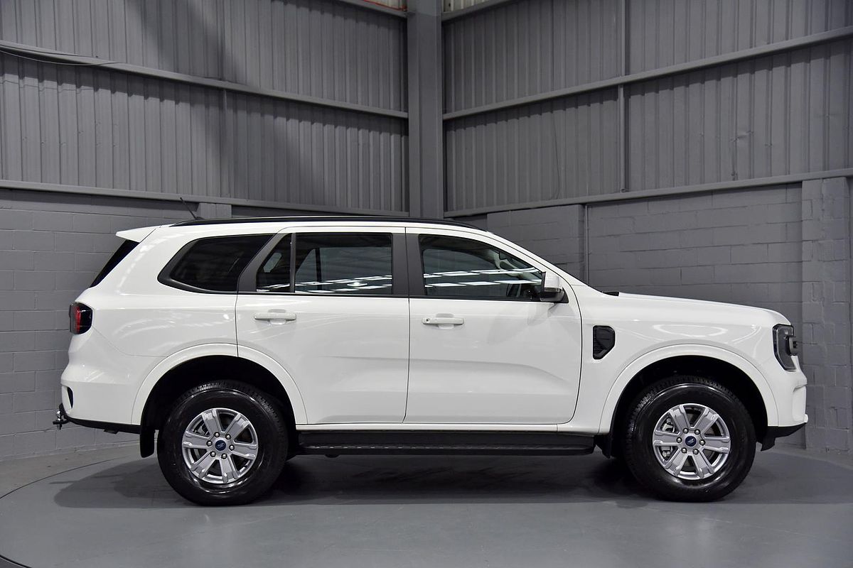 2024 Ford Everest Ambiente 2.0L