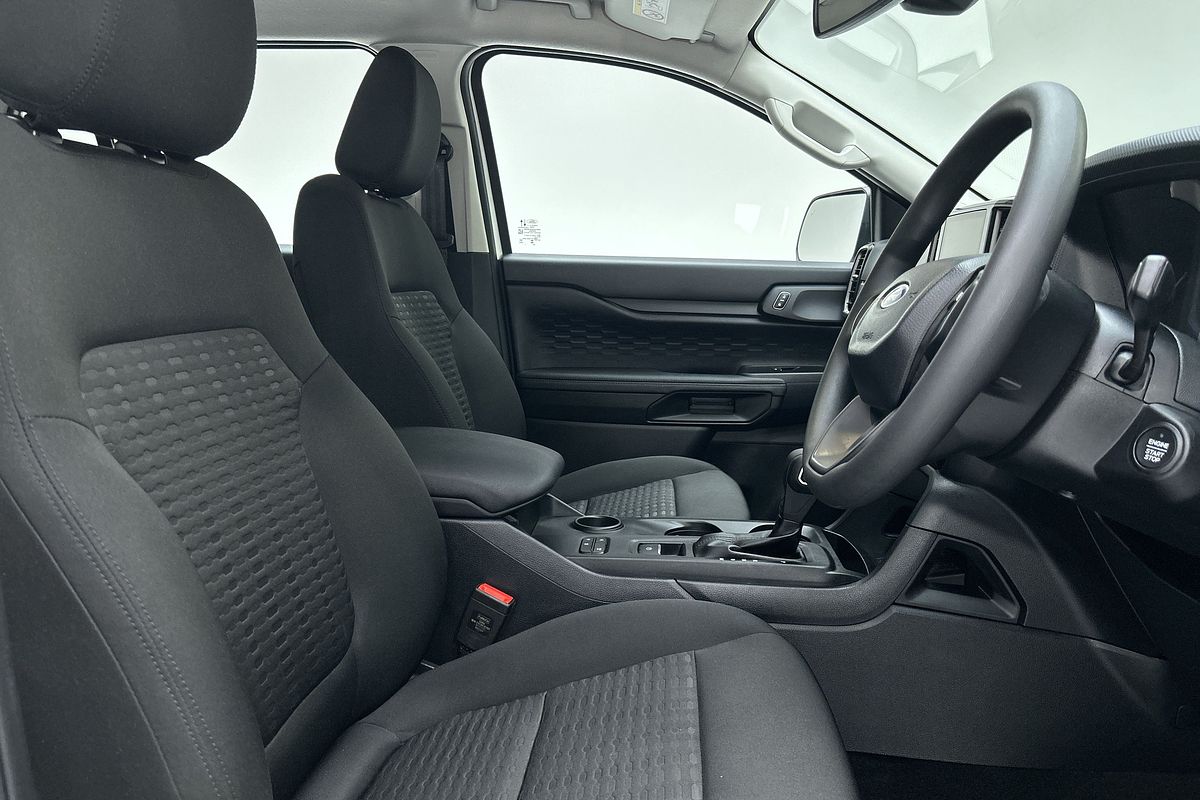 2024 Ford Everest Ambiente 2.0L