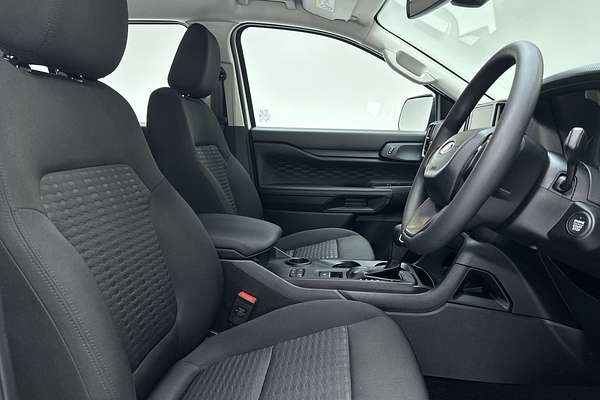 2024 Ford Everest Ambiente 2.0L