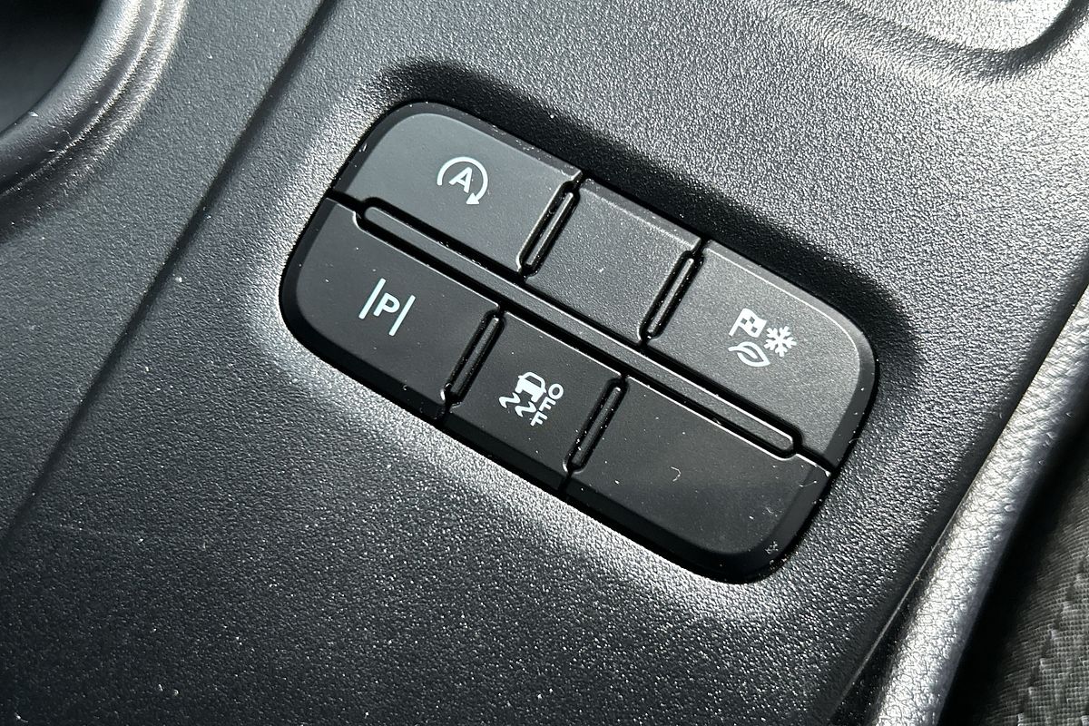 2024 Ford Everest Ambiente 2.0L