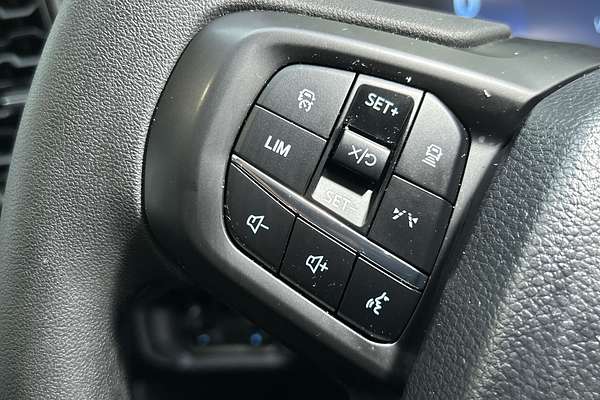 2024 Ford Everest Ambiente 2.0L