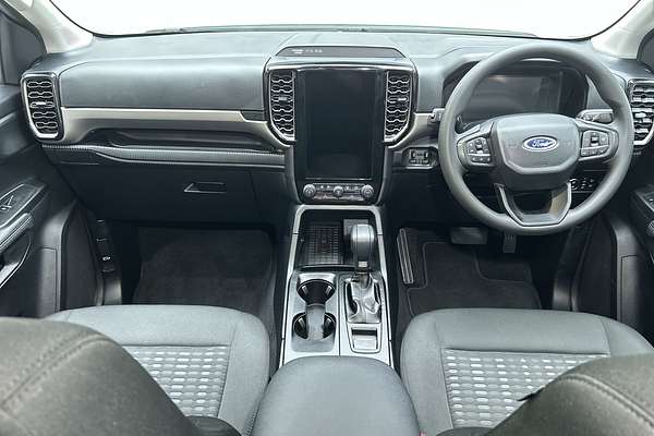 2024 Ford Everest Ambiente 2.0L