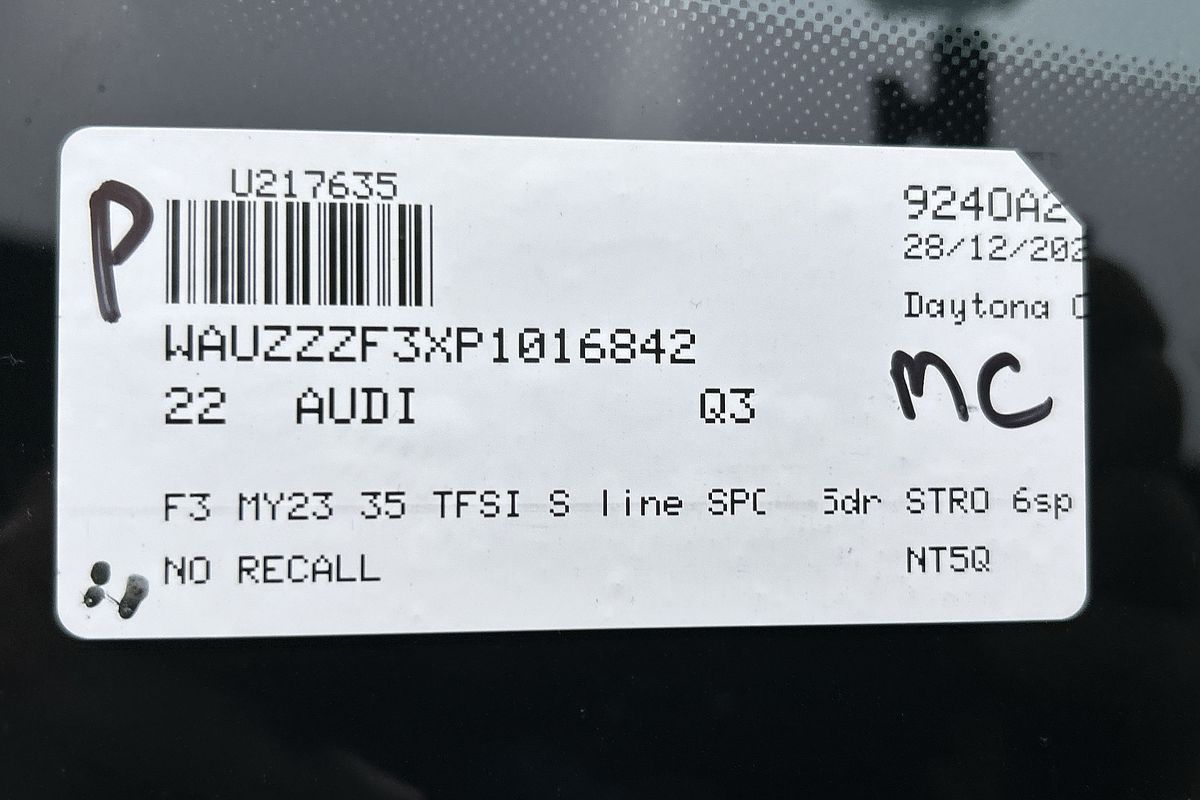 2022 Audi Q3 35 TFSI S line F3