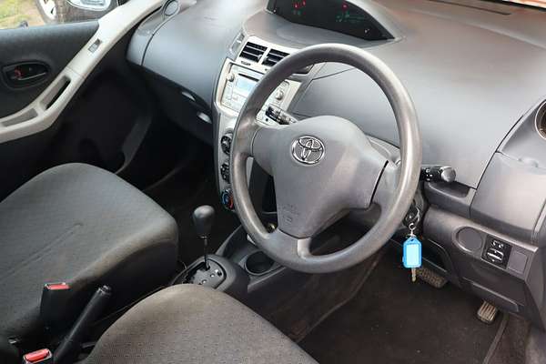 2010 Toyota Yaris YR NCP90R
