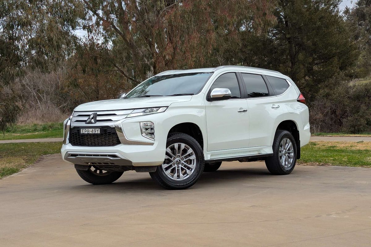 2021 Mitsubishi Pajero Sport GLX QF