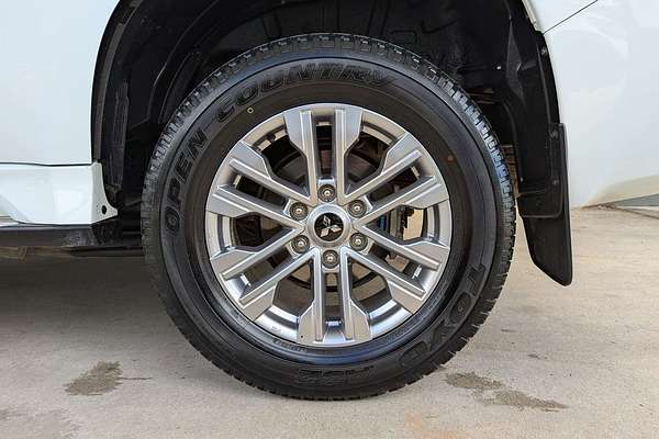 2021 Mitsubishi Pajero Sport GLX QF