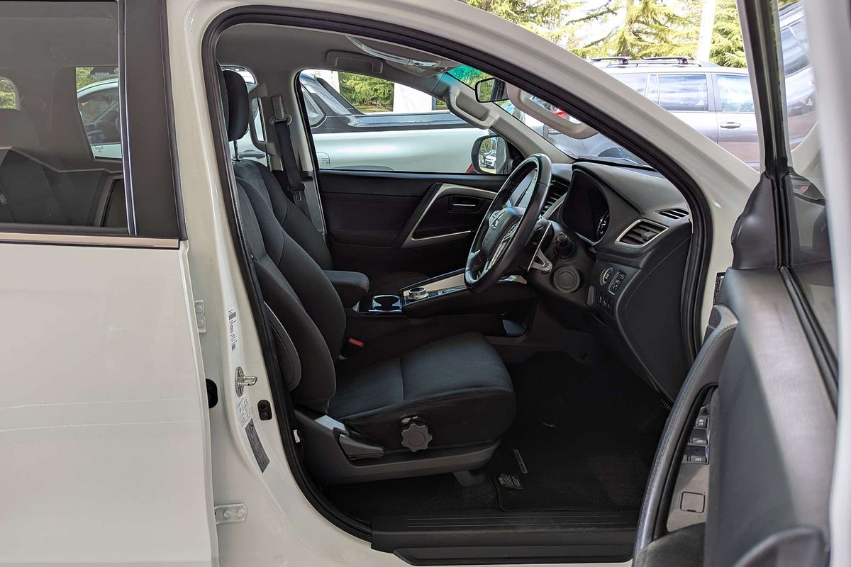 2021 Mitsubishi Pajero Sport GLX QF