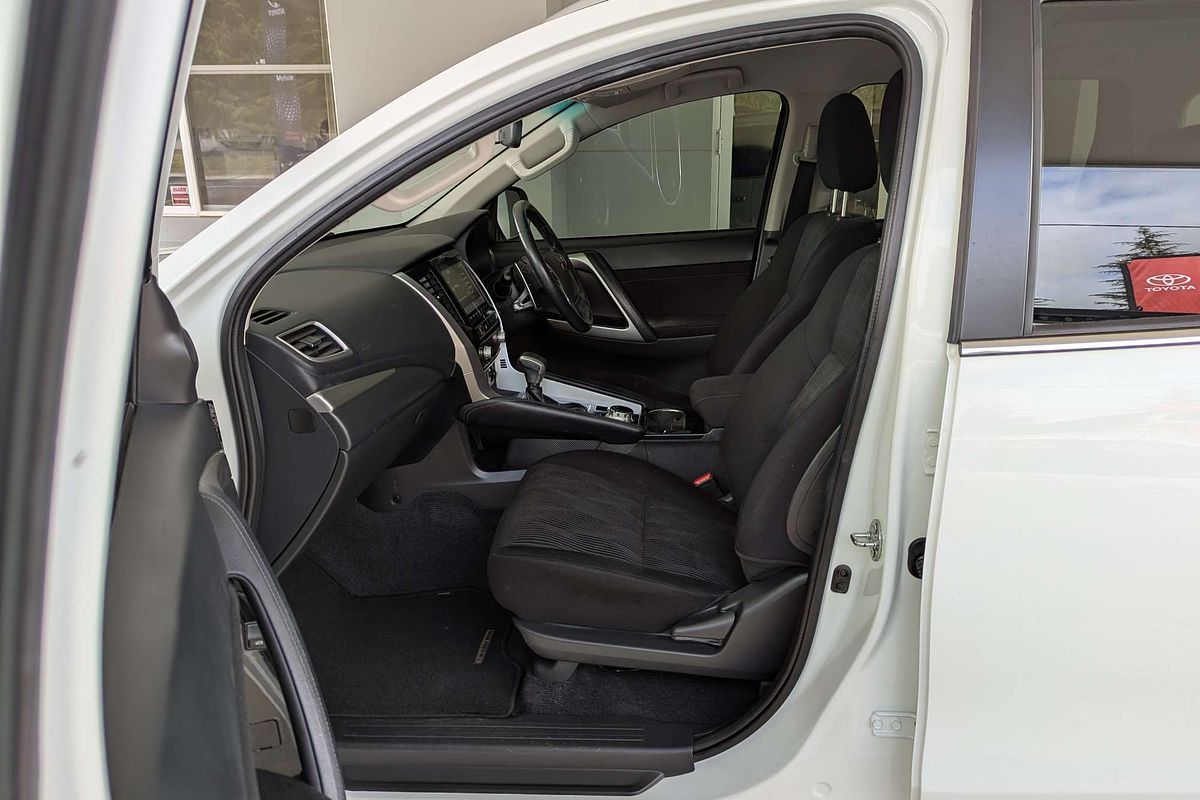2021 Mitsubishi Pajero Sport GLX QF