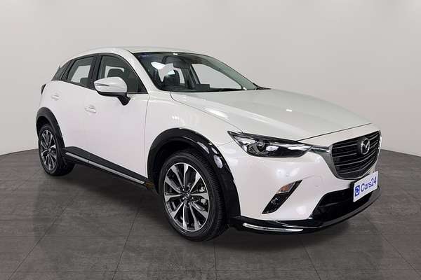 2023 Mazda CX-3 sTouring DK