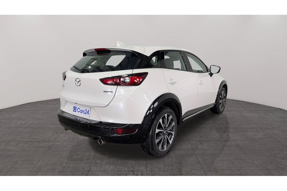 2023 Mazda CX-3 sTouring DK