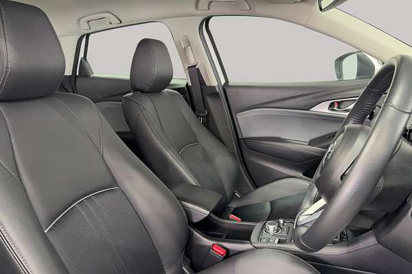2023 Mazda CX-3 sTouring DK
