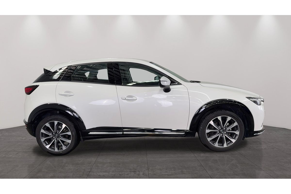 2023 Mazda CX-3 sTouring DK