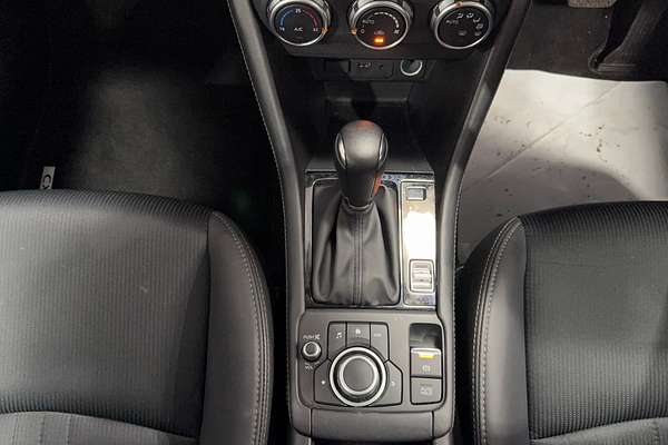 2023 Mazda CX-3 sTouring DK