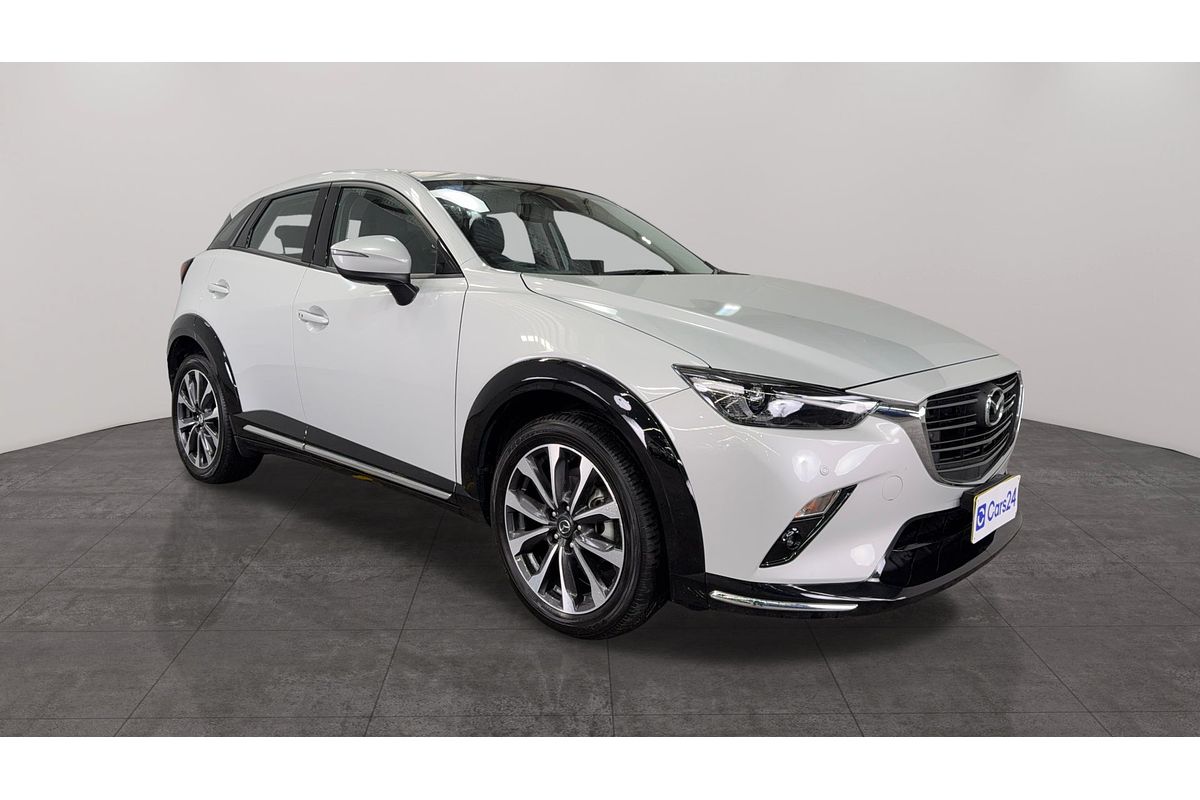 2023 Mazda CX-3 sTouring DK
