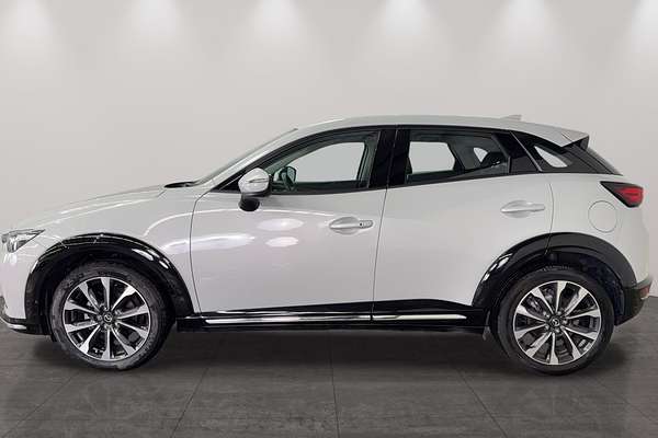 2023 Mazda CX-3 sTouring DK