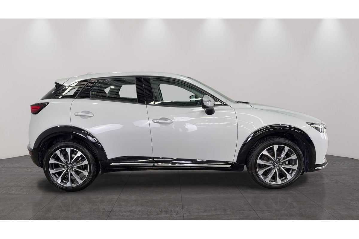 2023 Mazda CX-3 sTouring DK