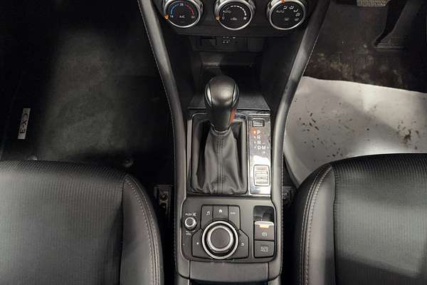 2023 Mazda CX-3 sTouring DK