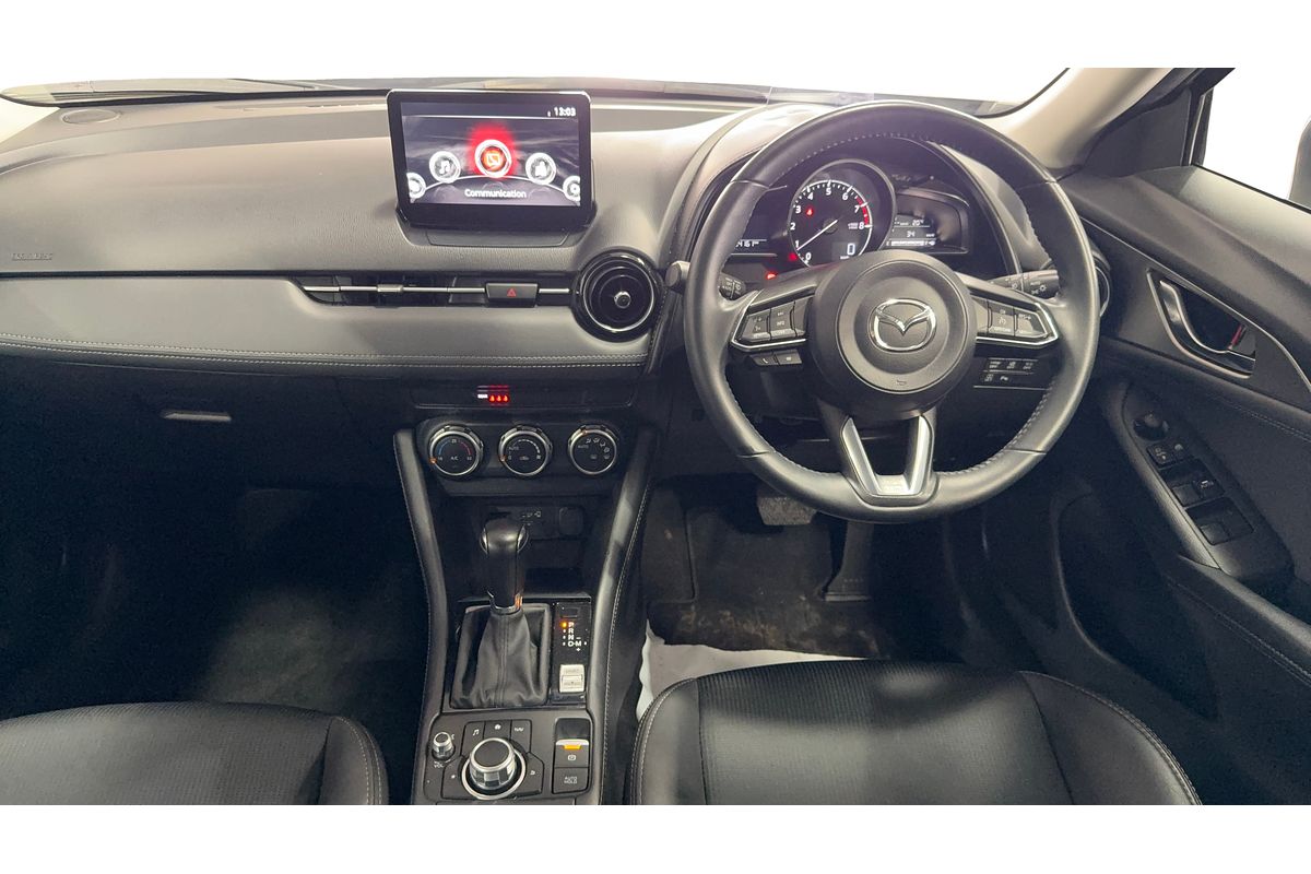 2023 Mazda CX-3 sTouring DK