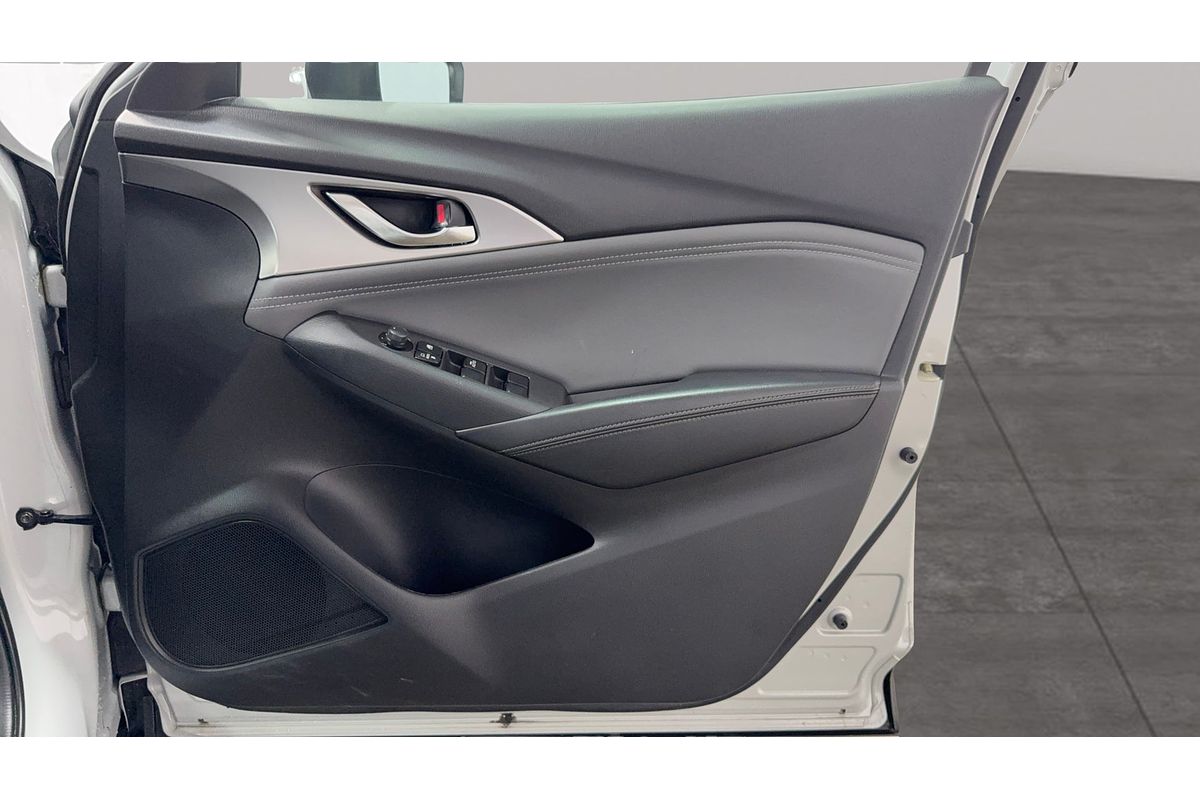 2023 Mazda CX-3 sTouring DK