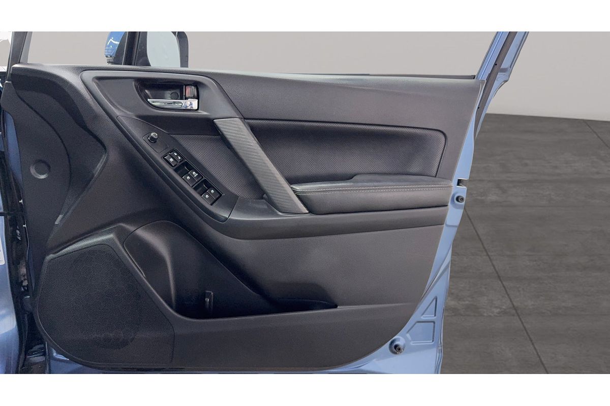 2015 Subaru Forester 2.5i-S S4