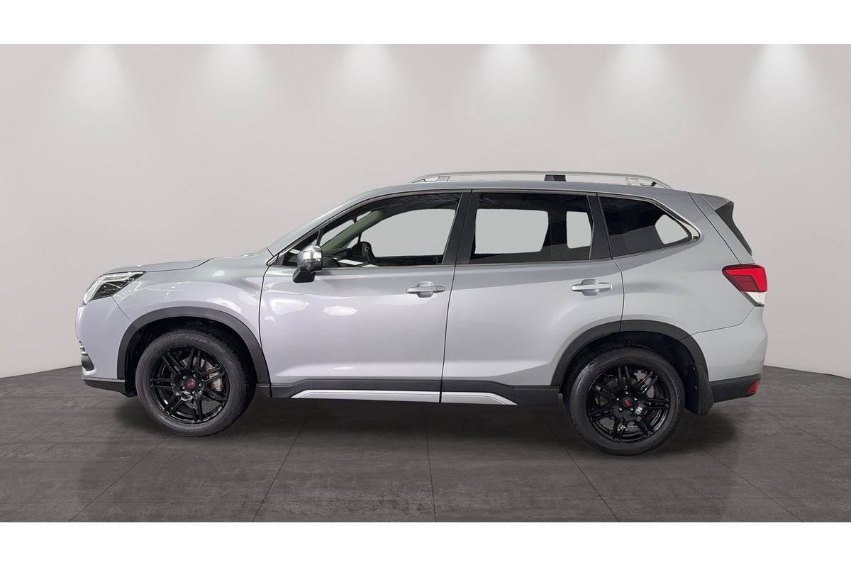 2022 Subaru Forester 2.5i-S S5