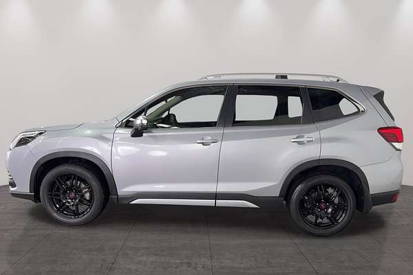 2022 Subaru Forester 2.5i-S S5
