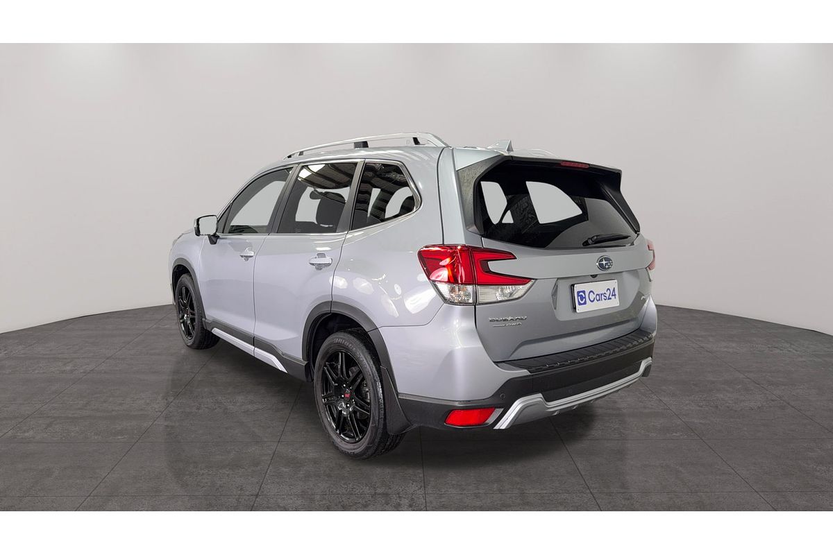 2022 Subaru Forester 2.5i-S S5