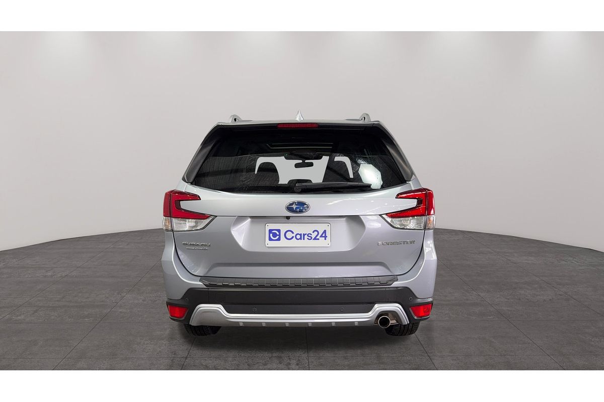 2022 Subaru Forester 2.5i-S S5