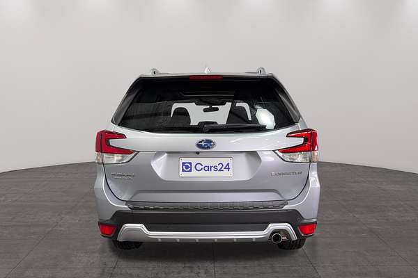 2022 Subaru Forester 2.5i-S S5