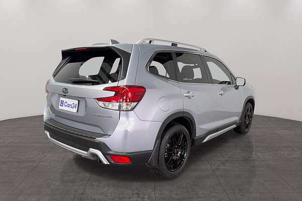 2022 Subaru Forester 2.5i-S S5