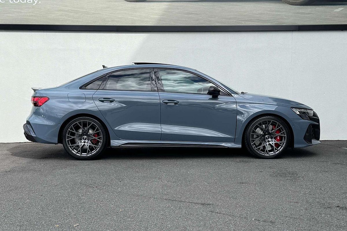 2025 Audi RS3 GY