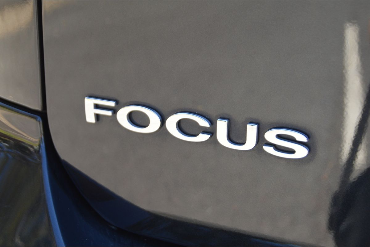 2010 Ford Focus LX LV